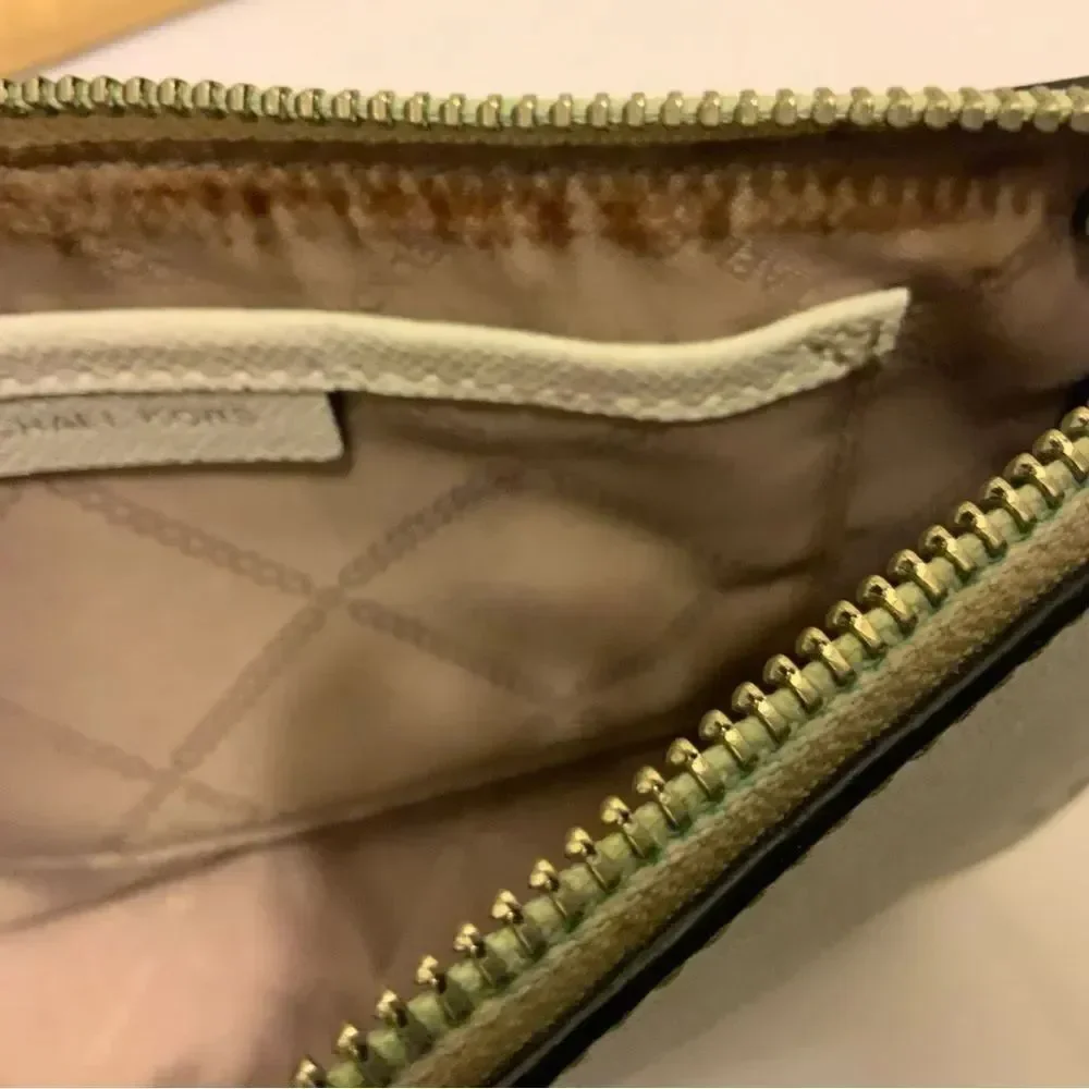 Michael Kors Saylor Large white Pouchette Wristlet